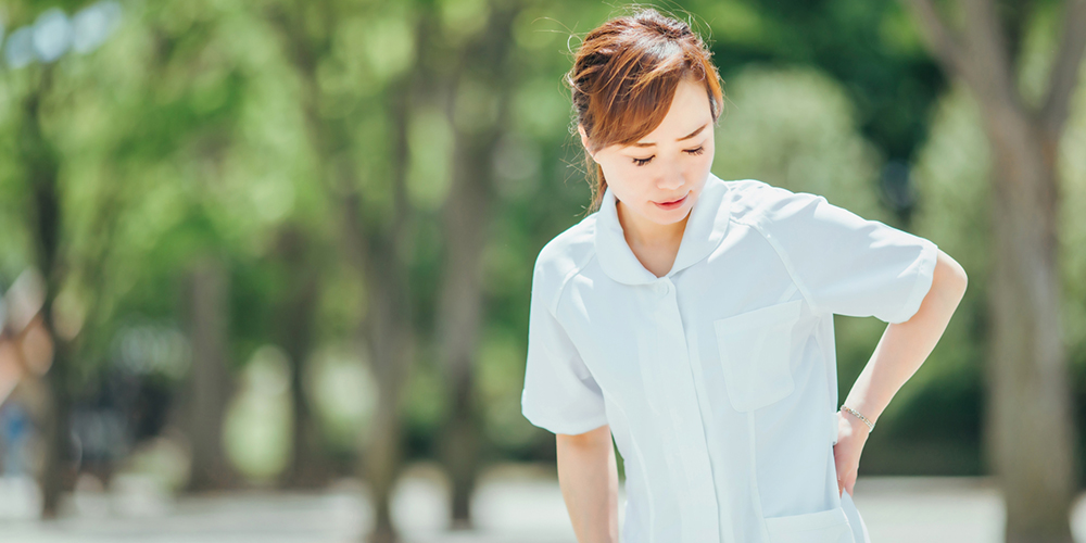 医療・介護職で腰痛を引き起こさないためのポイントを解説